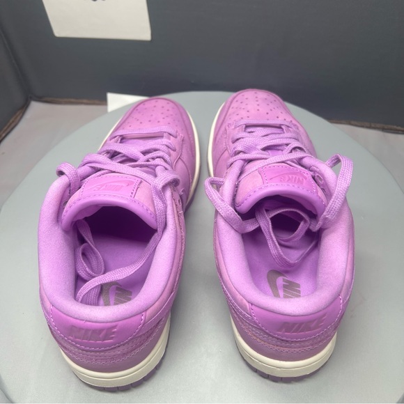 Nike Dunk Low PRM MF Rush Fuchsia DV7415-500 Women Size 6 Preowned Rare - Picture 8 of 14